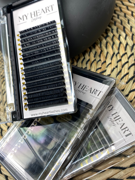 Flat Classic Lashes